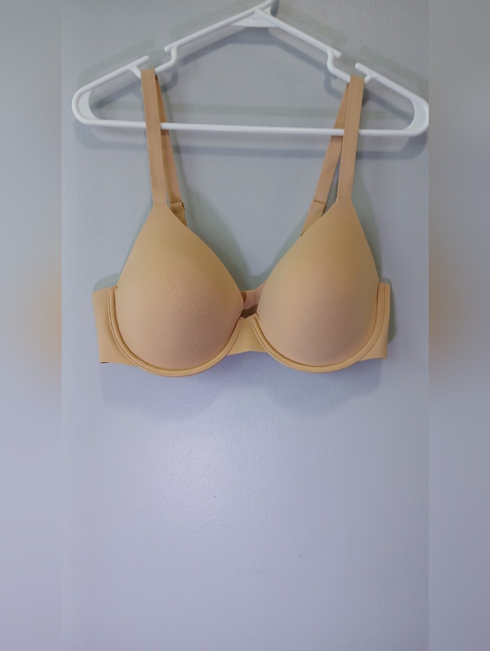 Spanx Nude Lightly Padded Underwire Womens 38C Bra